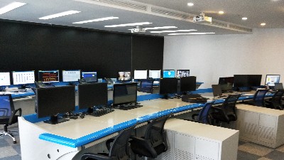 監(jiān)控操作臺(tái)為什么不能選用木質(zhì)的？