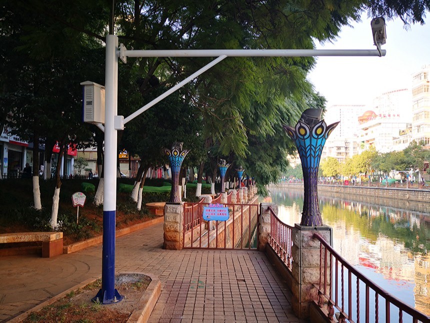 云南監控桿廠家提供智慧監控桿成為環境監測利器