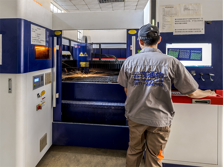 昆明本地的鈑金加工廠有能做不銹鋼定制的嗎？