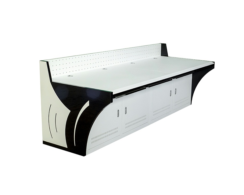 監(jiān)控操作臺